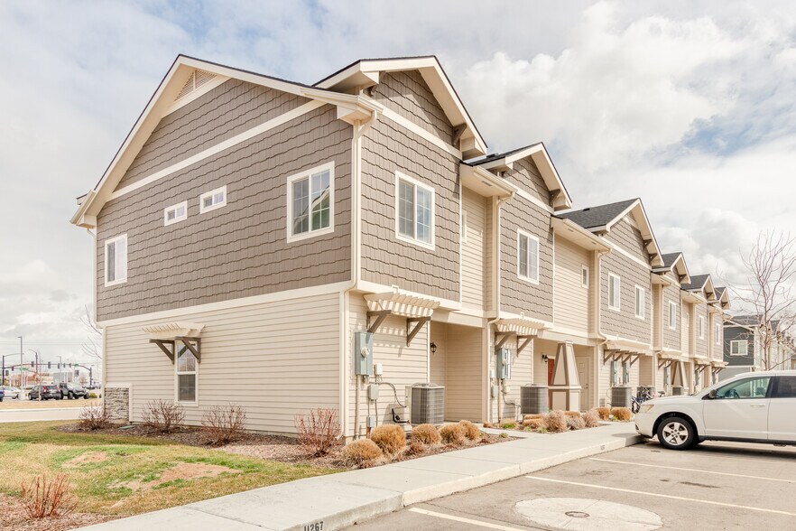 Building Photo - 11257 W Gabrielle Dr