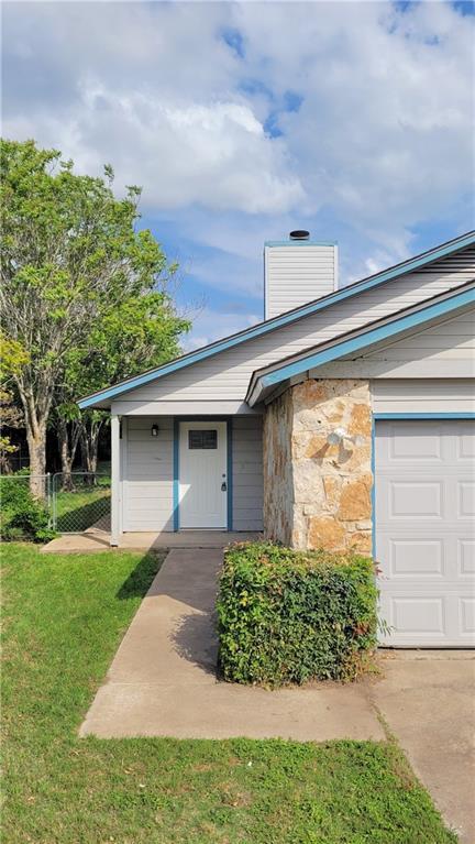 Building Photo - 15405 Spring Hill Ln