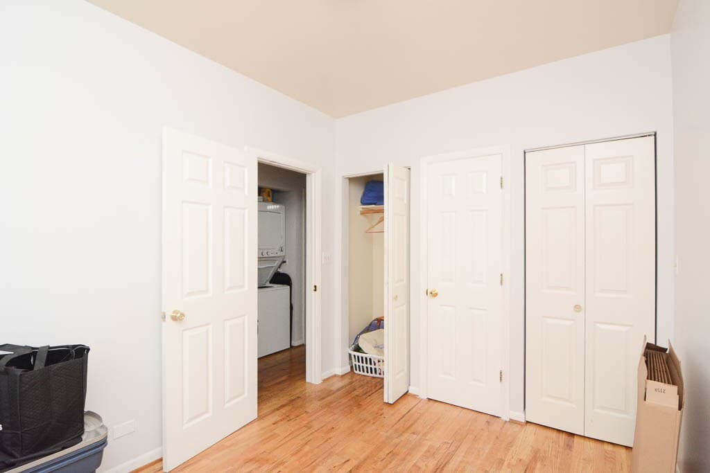 Building Photo - 1342 W Hubbard St