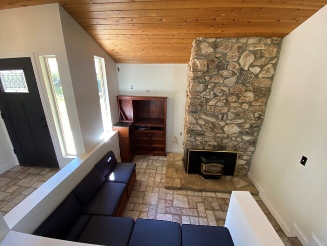 Building Photo - 17130 Advantage Pointe Ct
