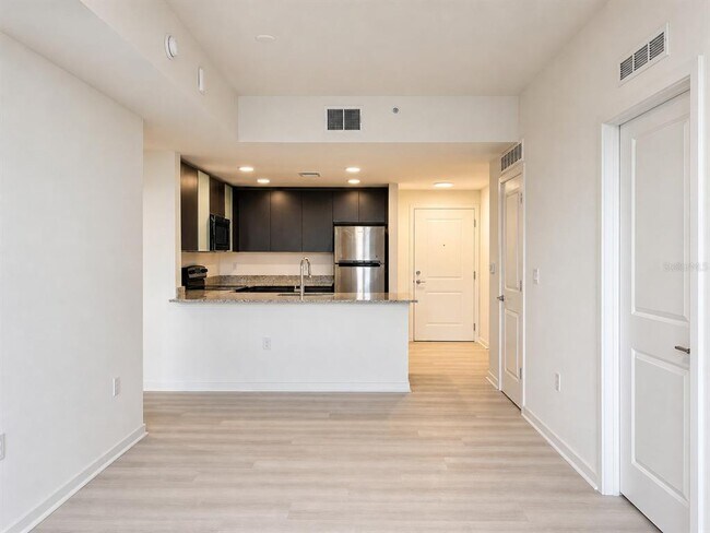 Building Photo - 5563 Millennia Park Dr