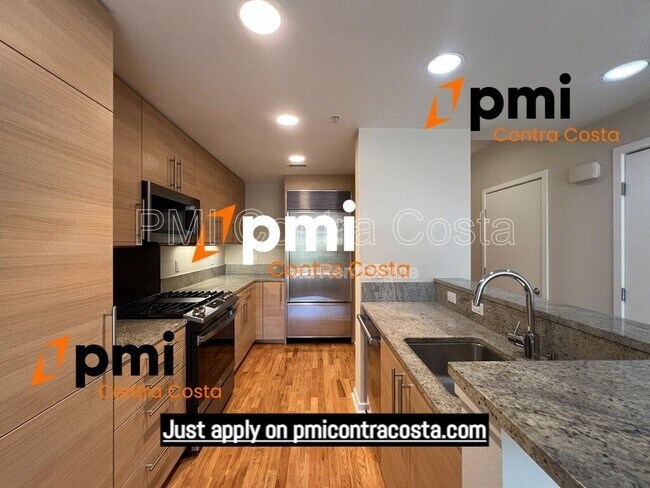 Building Photo - 1655 N California Blvd