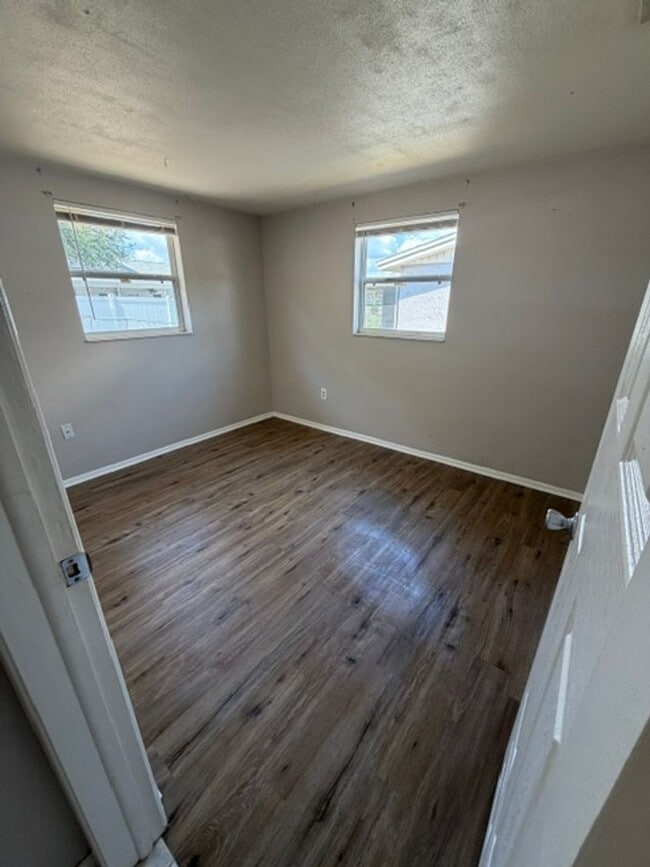 Building Photo - Charming 2-bedroom, 1-bath home in Port Richey