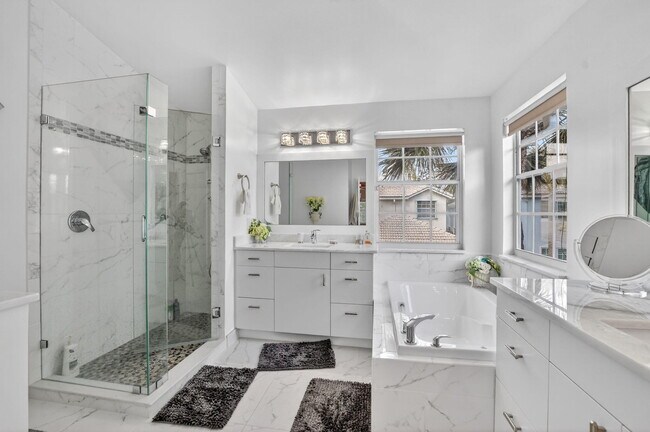Building Photo - 7323 Panache Way