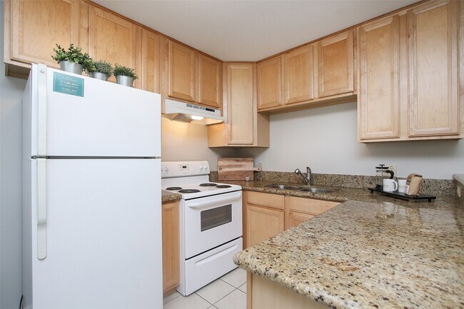 Building Photo - 1307 Welch St