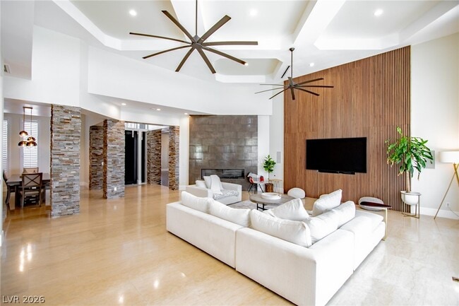 Building Photo - 69 Hawk Ridge Dr