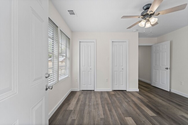 Building Photo - 1615 McKee St