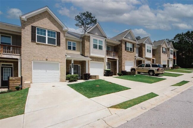 Building Photo - 10162 Benton Woods Dr