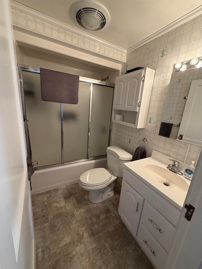 Building Photo - 47 Morgan St