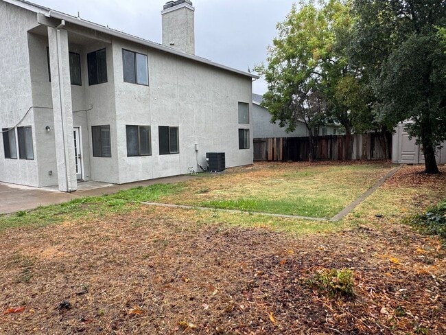 Building Photo - Antelope home