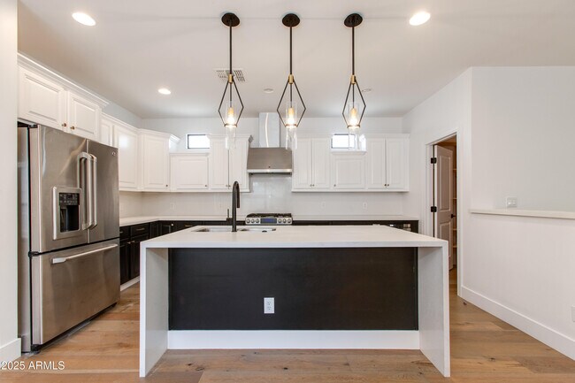 Building Photo - 4110 N 47th St