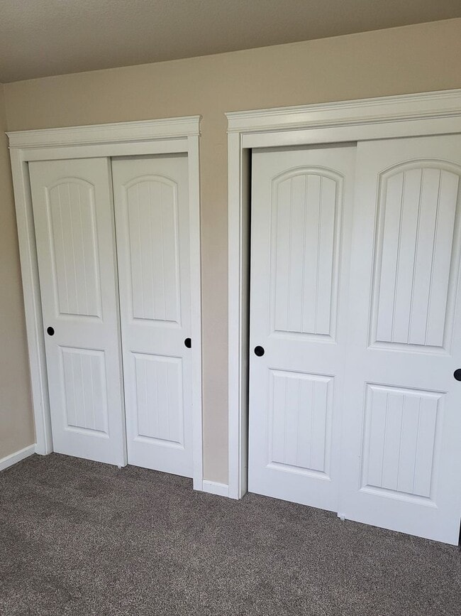 Building Photo - COLTON3607-3617