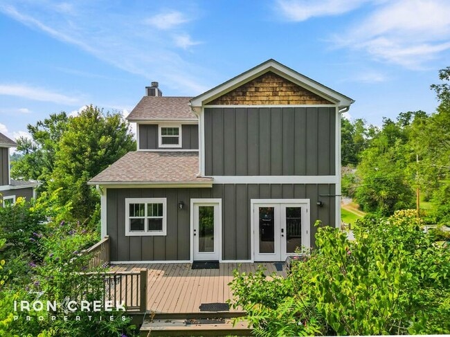 Building Photo - 85 Beaver Dr