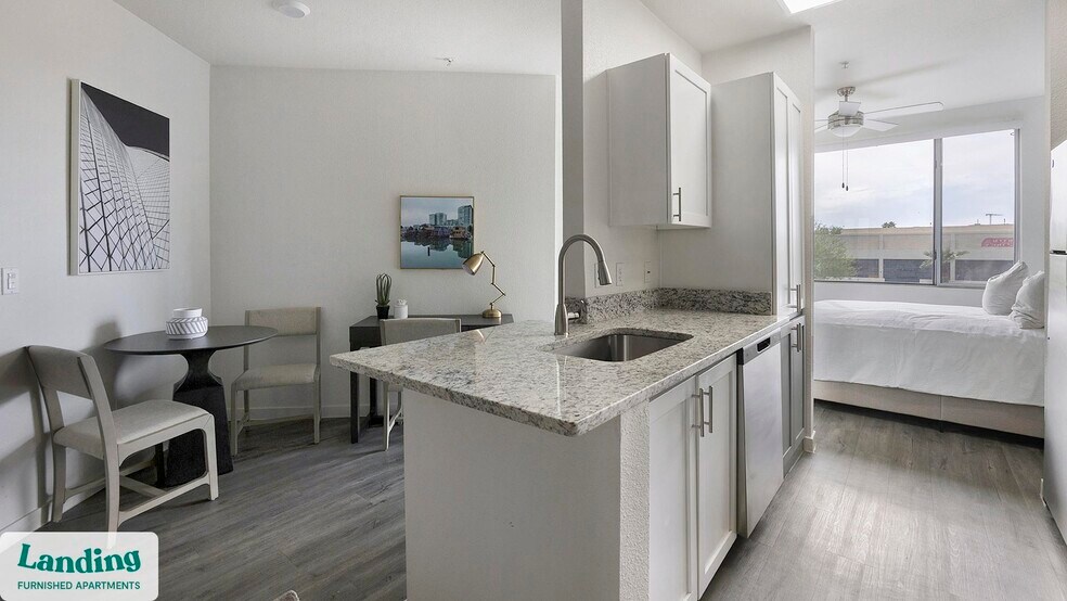 Building Photo - 1811 E Apache Blvd