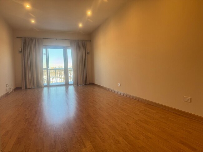 Building Photo - 2919 N Harlem Ave