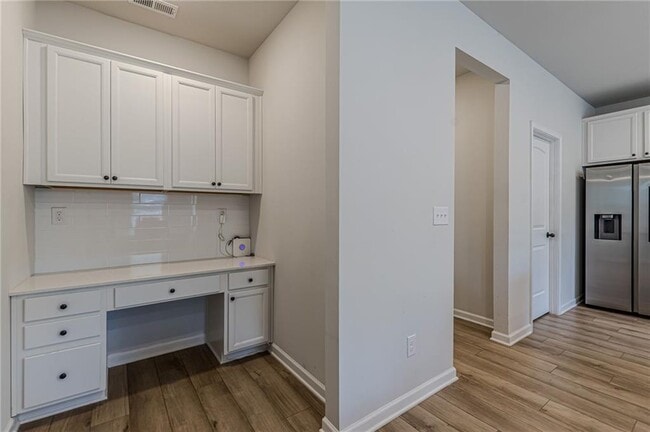 Building Photo - 4876 Elm Leaf Dr