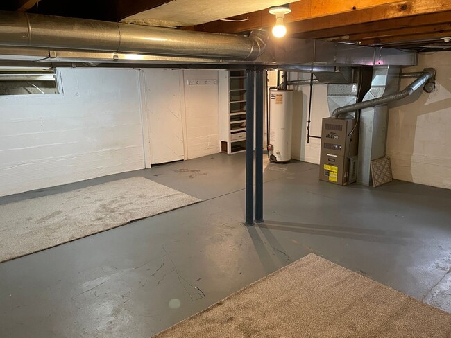 Building Photo - Fantastic Comstock Park 3 bed/2 ba Home fo...