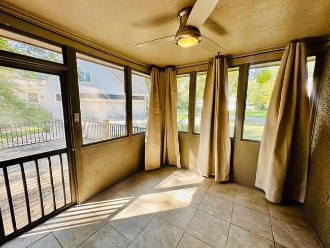Building Photo - {13040} Spacious Cherry Creek Home + First...