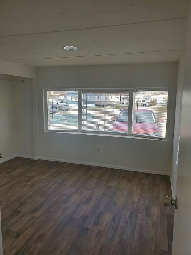 Building Photo - 2845 North Ave