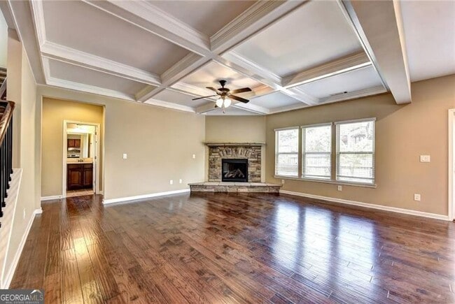 Building Photo - 5957 Stow Dr