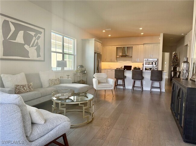 Building Photo - 9179 Cayman Dr