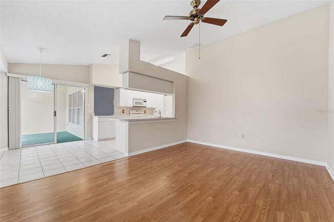 Building Photo - 1031 Almondwood Dr