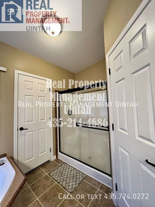 Building Photo - 537 E 2680 S