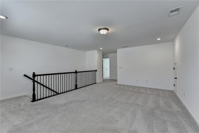 Building Photo - 5650 Bergeson Wy