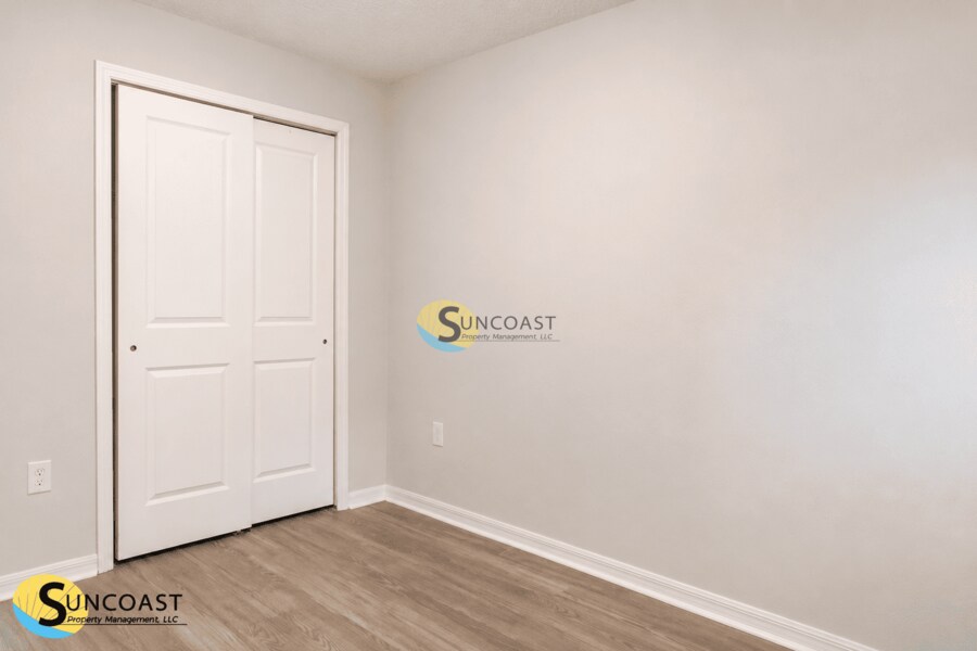 Building Photo - 6474 Sweetbay Ln