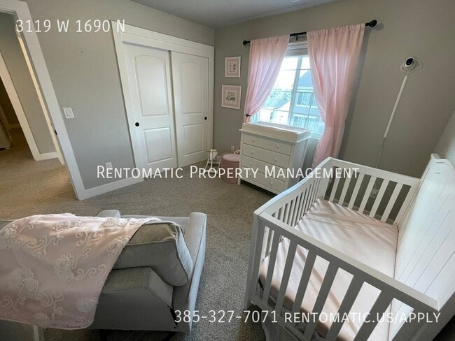 Building Photo - 3119 W 1690 N