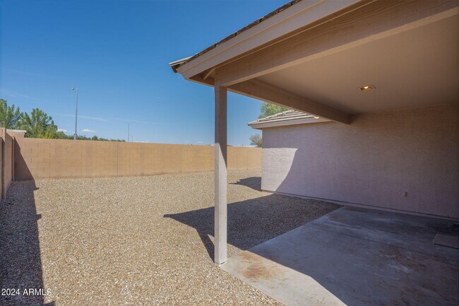 Building Photo - 17482 W Caribbean Ln
