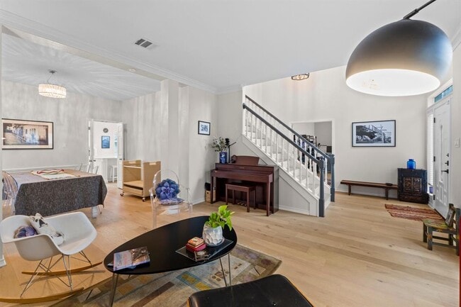 Building Photo - 6300 Needham Ln