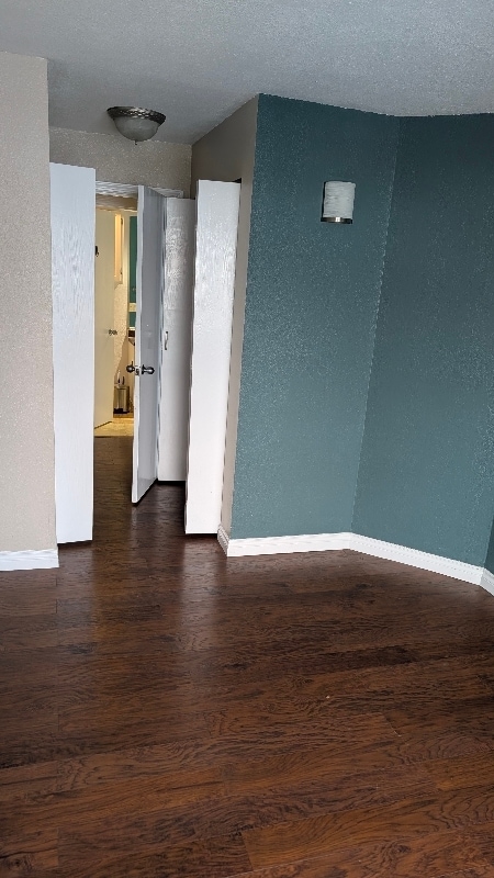 Building Photo - 2201 Romig Pl