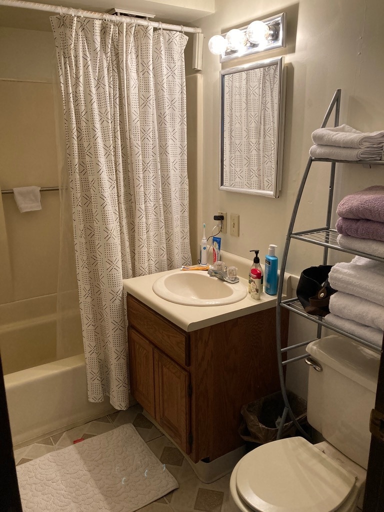 Building Photo - 180 South St