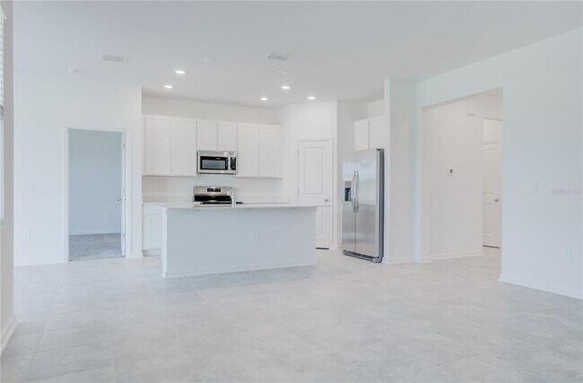 Building Photo - 1403 Brentwood Dr