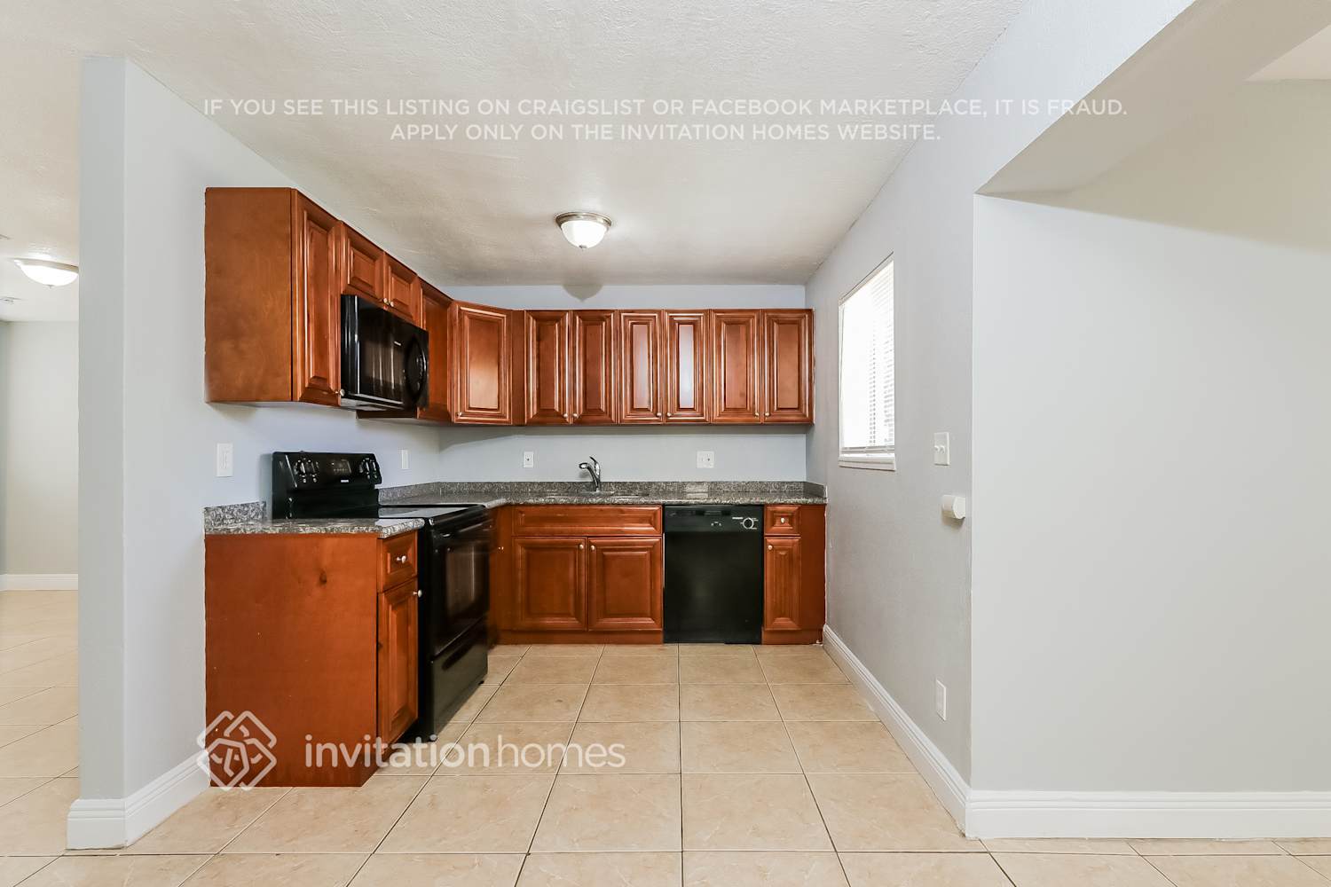 Building Photo - 2150 Bonnie Dr