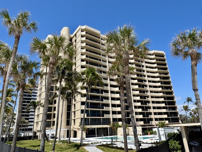 Building Photo - 4001 Gulf Shore Blvd N