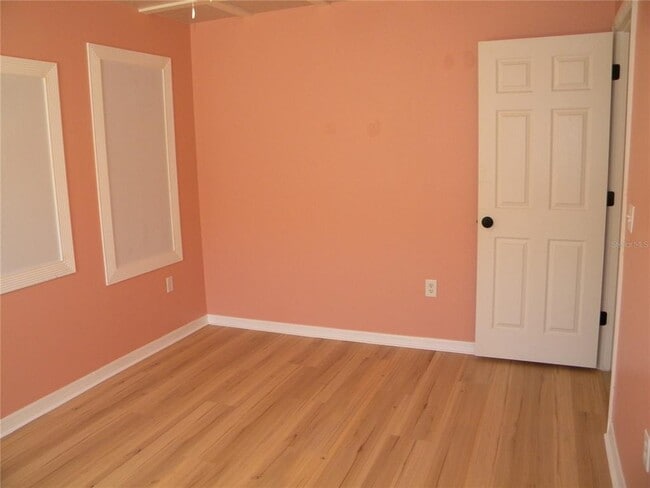 Building Photo - 1821 Corner Meadow Cir