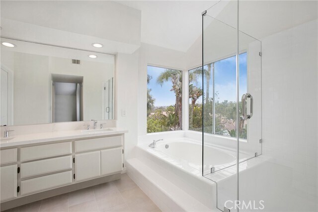 Building Photo - 28592 Rancho Grande
