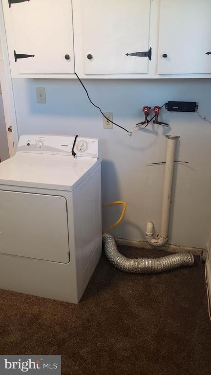 Building Photo - 212 Allendale Dr