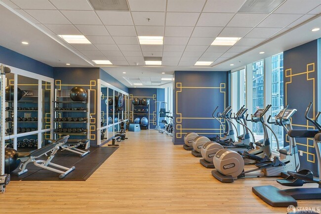 Building Photo - 401 Harrison St