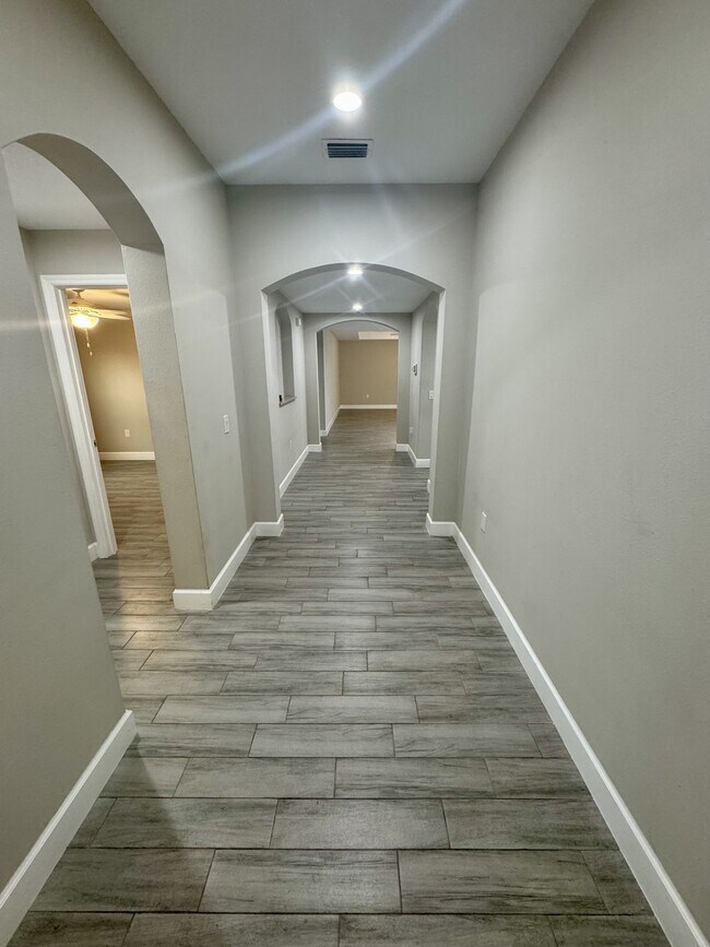 Building Photo - 1785 Holbrook Rd NW