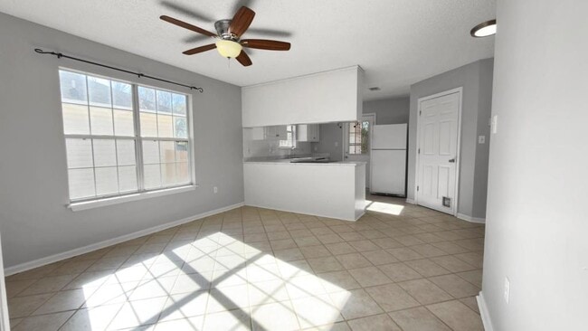 Building Photo - 3713 Mulligan Rd