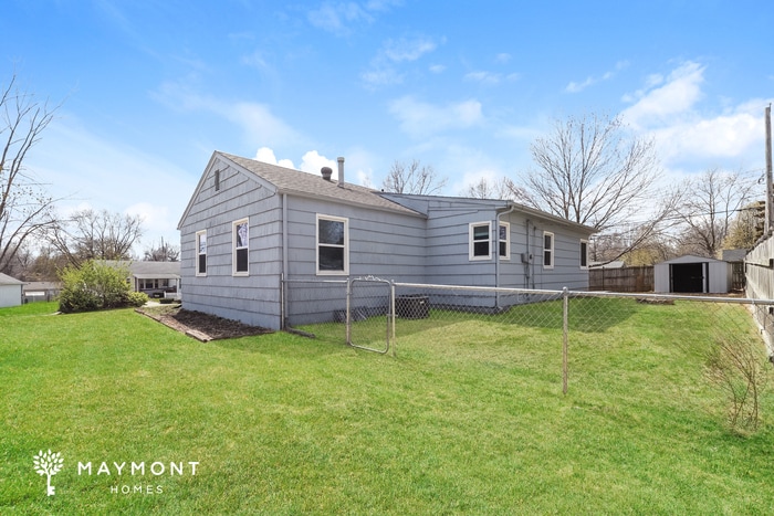 Building Photo - 111 N Gilbert St