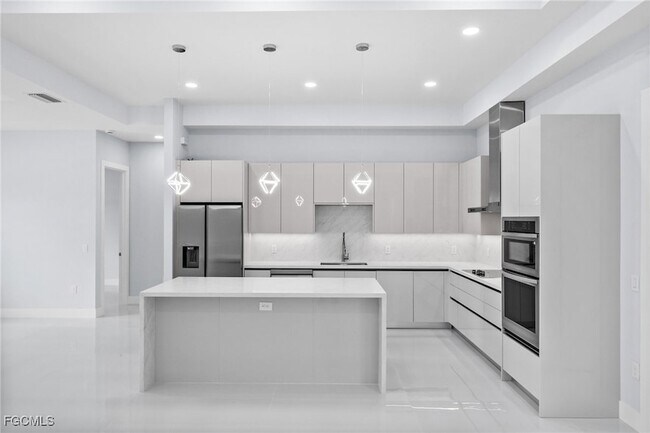 Building Photo - 3990 27th Ave NE