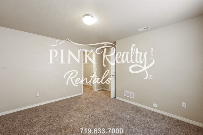Building Photo - 7502 Araia Dr