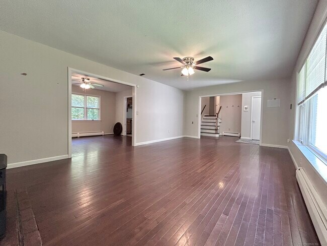 Building Photo - 57 Hill Top Trail