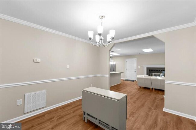 Building Photo - 3715 Mainsail Cove