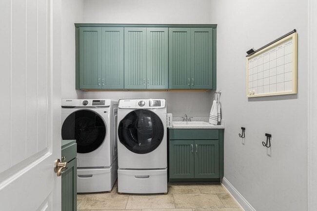 Building Photo - 217 Bonita Vista Dr