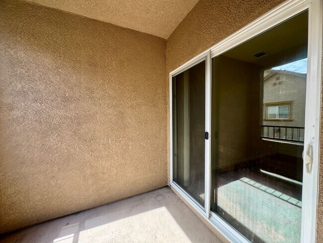 Building Photo - Welcome Home To This Adorable North Natomas Condo!